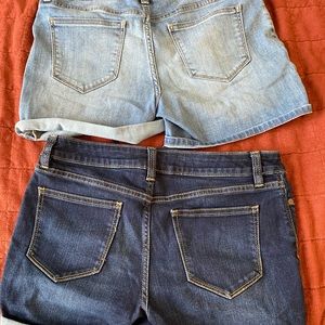 Can be rolled up or folded down. In great shape